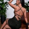 Vestido ajustado halter metalizado con espalda descubierta - Imagen 2